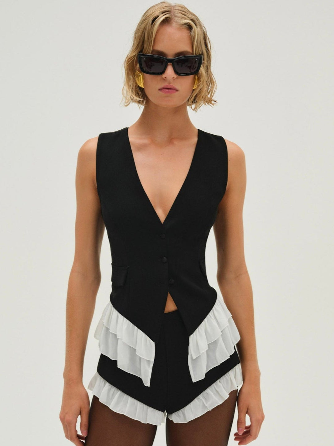 Noemie Vest — Black - Image 2