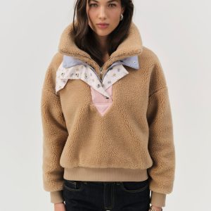 Caitlyn Pullover Sweater — CAMEL