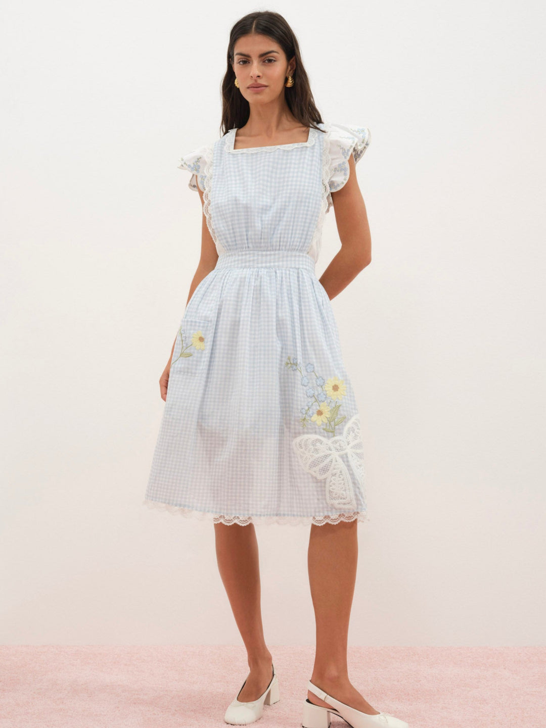 Bluebell Gingham Apron — Blue - Image 5