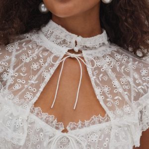 Layer Cake Chiffon Collar — White