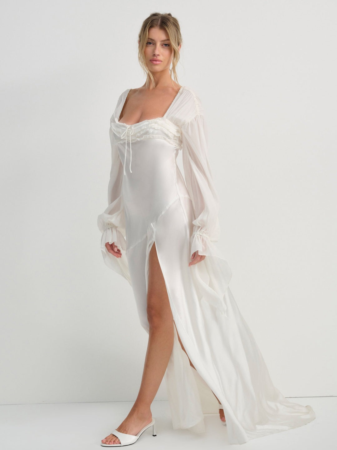 Evy Gown — White