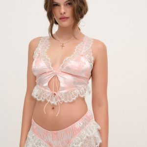 Audrey Jacquard Shorts — Peach