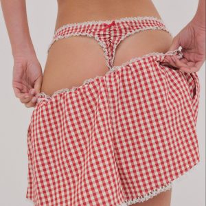 Scotch Bonnet Gingham Short — Red