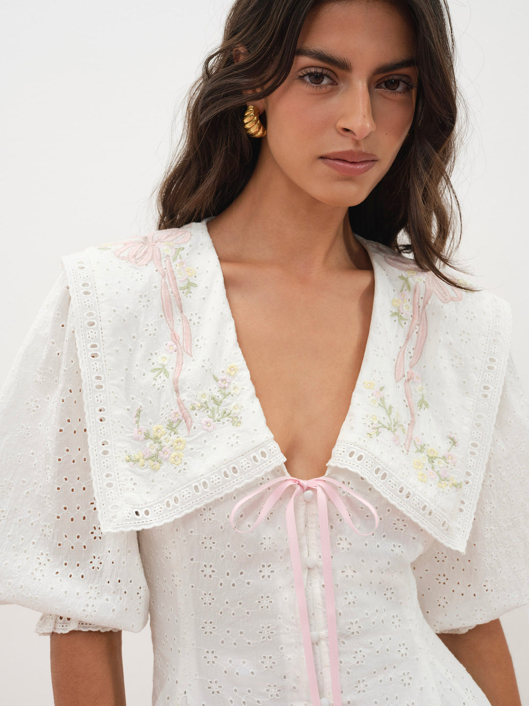 Mi Amore Embroidered Mini Dress — White - Image 2